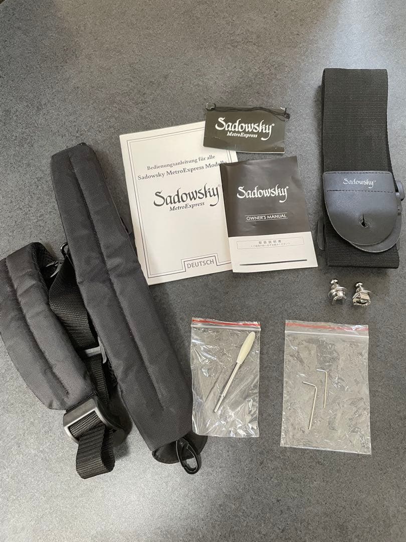 【送料無料】 sadowsky me vj5 5弦 エレキベース おまけ付き