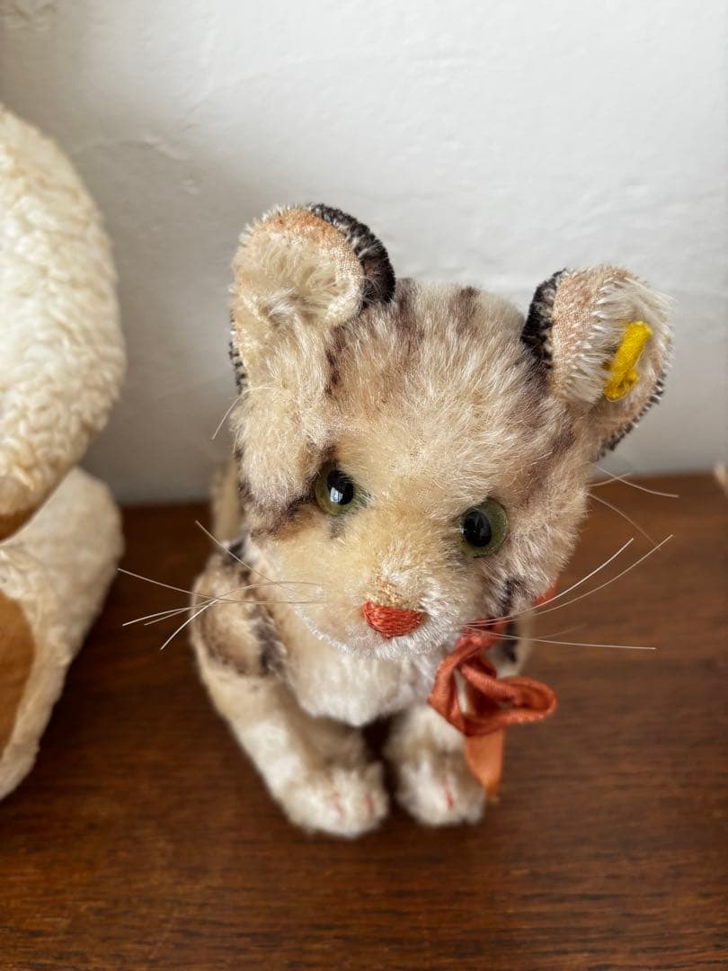 オランダ　蚤の市　シュタイフ　猫　ぬいぐるみ