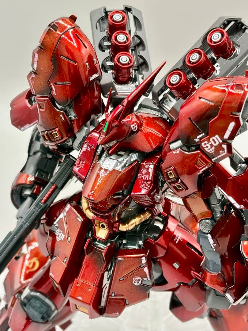 ガンプラ RG サザビー　塗装完成品　ガンプラ完成品