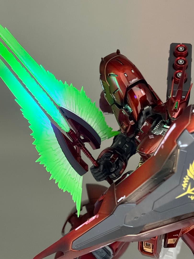 ガンプラ RG サザビー　塗装完成品　ガンプラ完成品