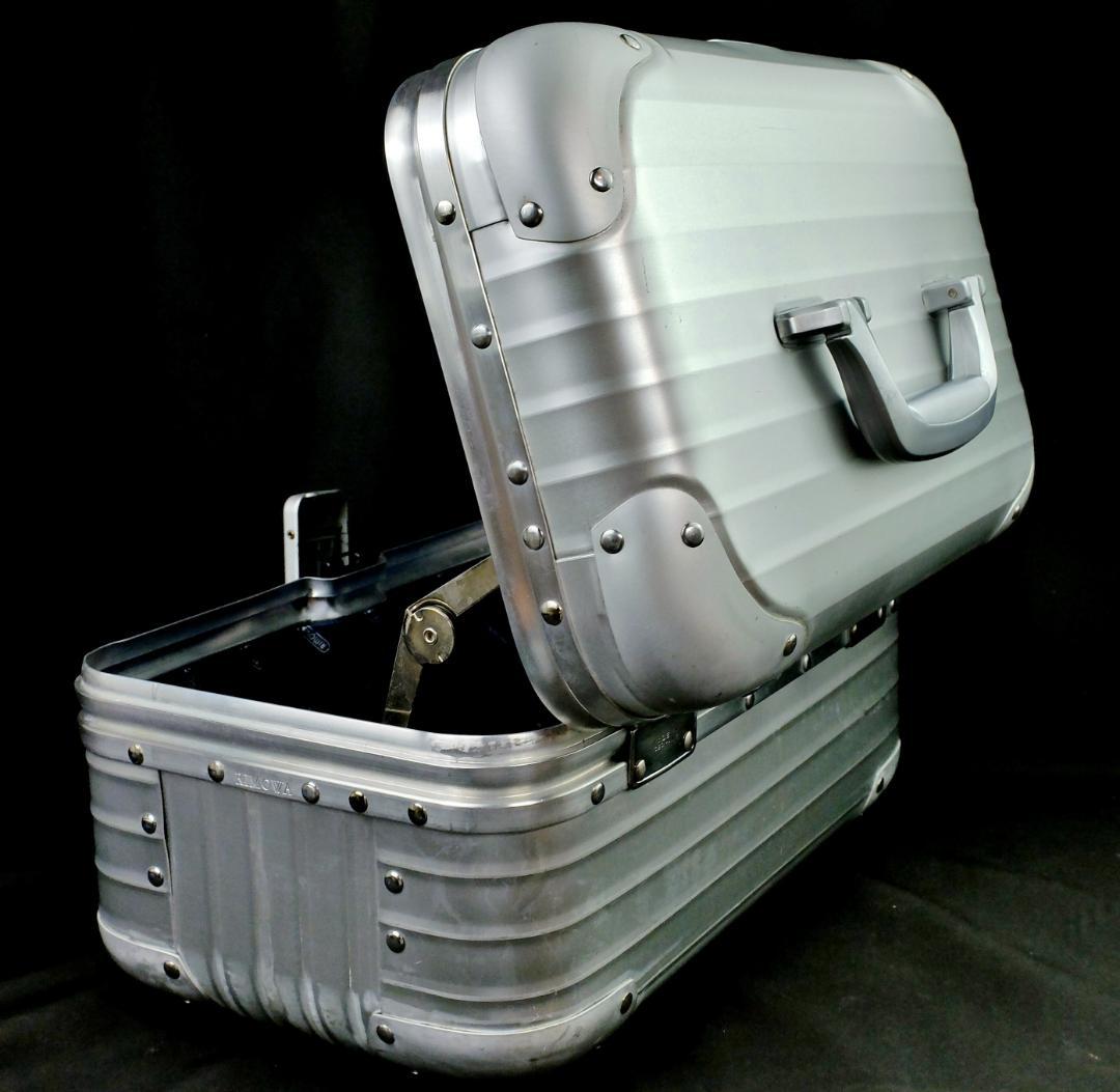 リモワ　928.38『TOPAS・トパーズ』ビューティーケース（1422）17L