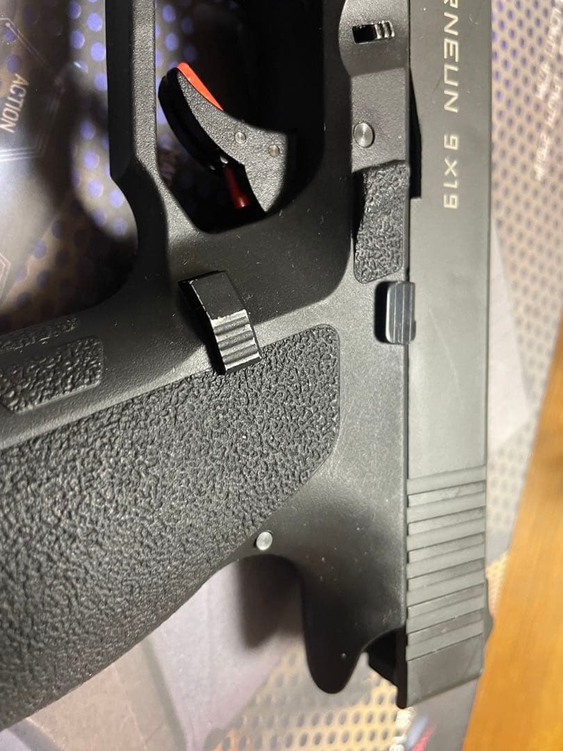 STRIKERNEUN 9x19 co2ガスガン※STGA安全基準認証品