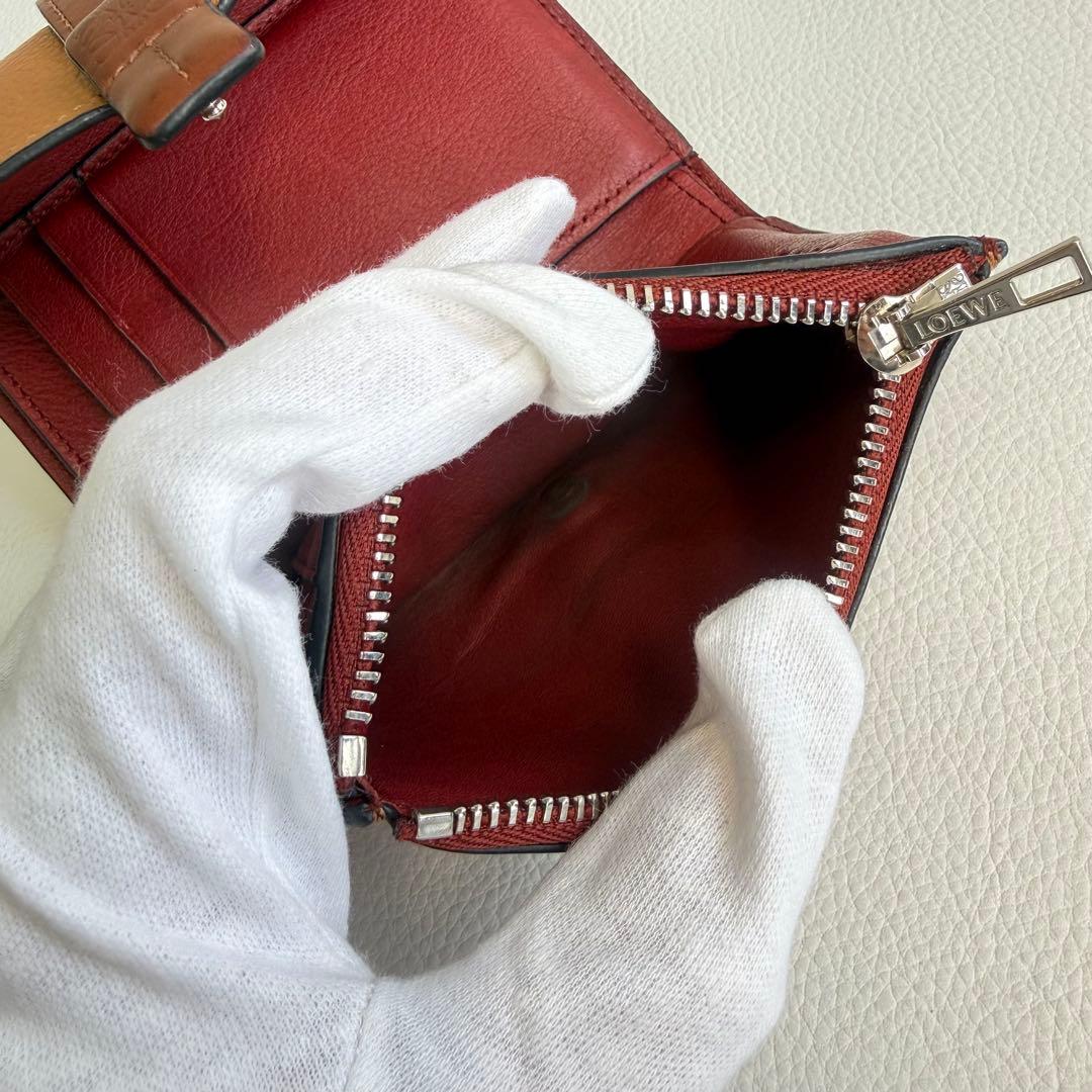 ま*ん様 LOEWEロエベ バーティカル ウォレット 3つ折り 折りたたみ財布