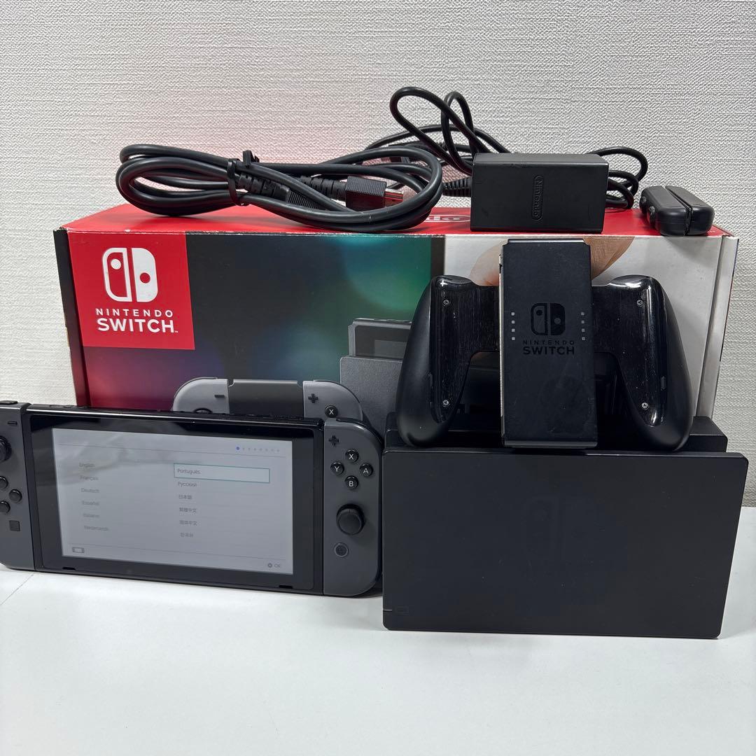 ニンテンドースイッチ　グレー