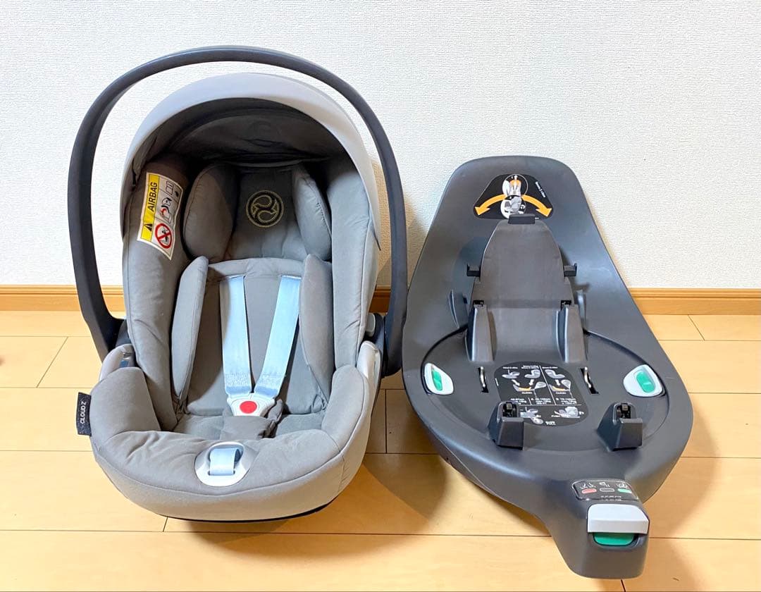 【美品】cybexクラウドZ i-size　ベースセット
