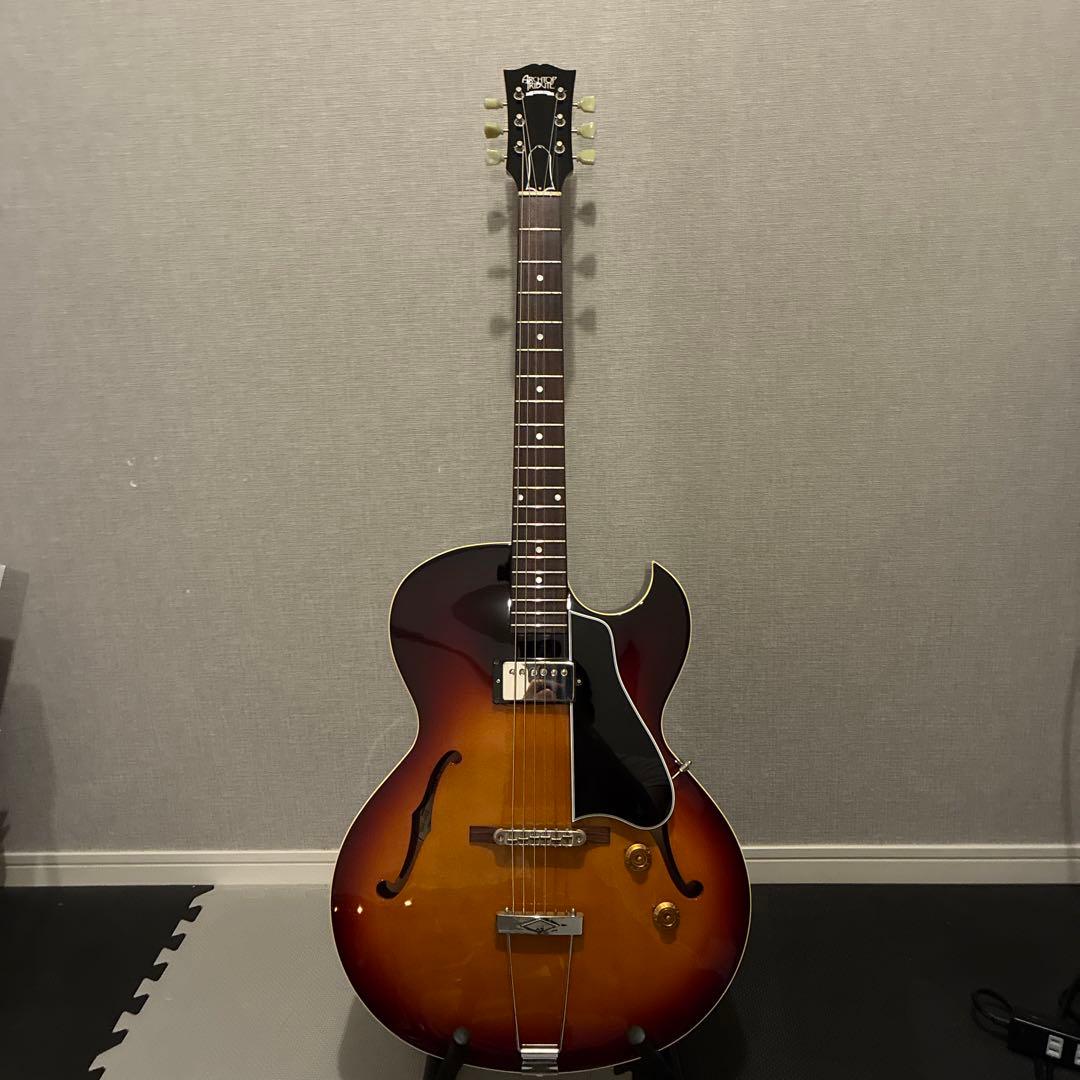 ギター Archtop Tribute AT101