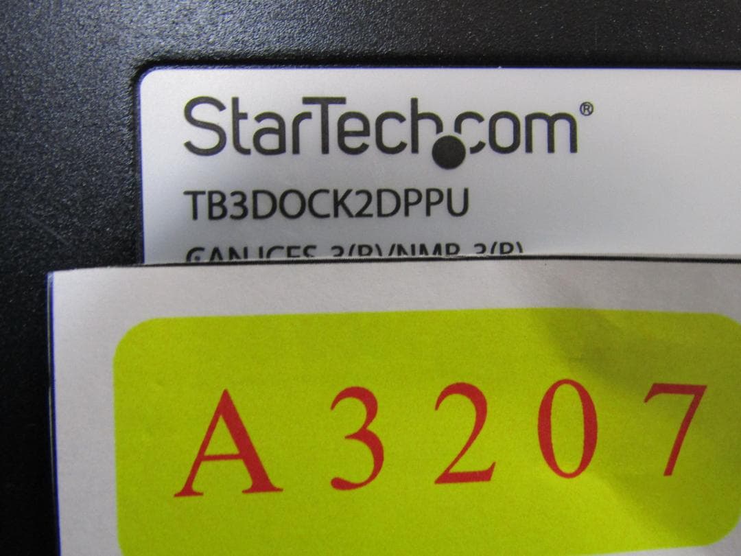 A3207 ノートパソコン用Thunderbolt TB3DOCK2DPPU
