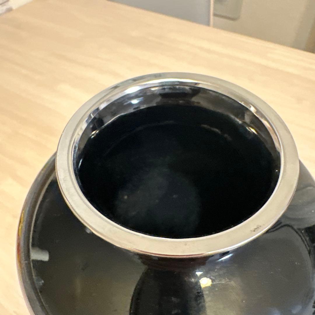 七宝焼、花瓶，金工，金属工芸，黒い鶴の絵柄の花瓶 約28cm