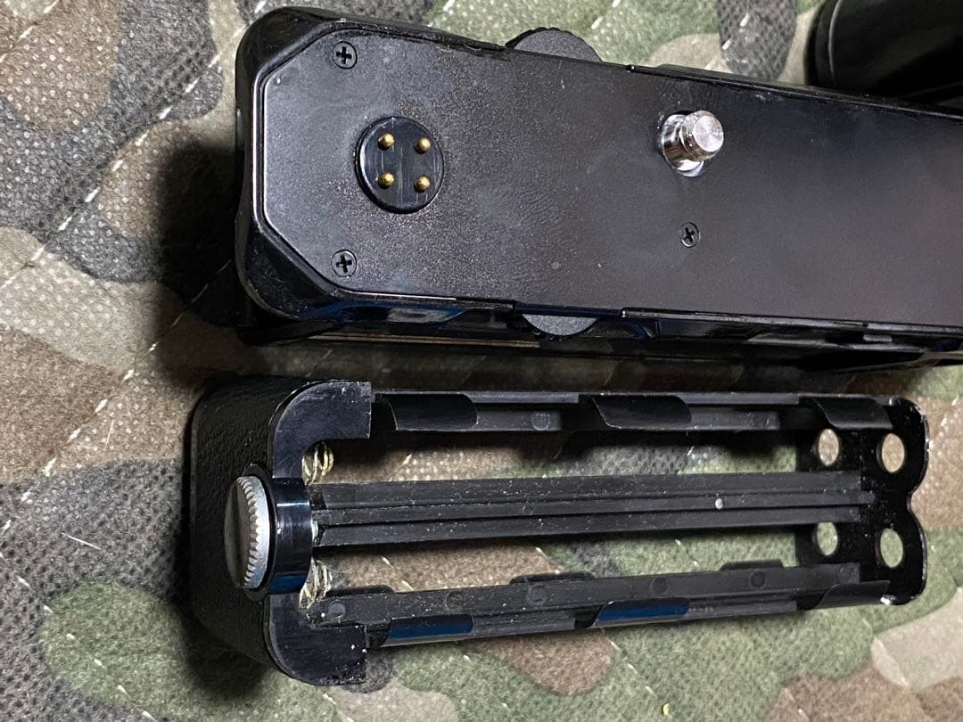 Nikon ニコン FE + おまけ MD12 (説明書付)