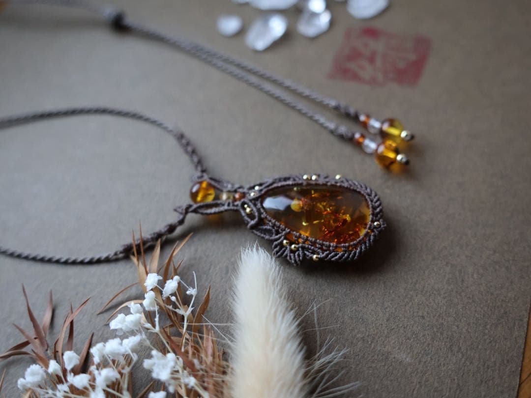 hanatae 琥珀　マクラメ　ネックレス