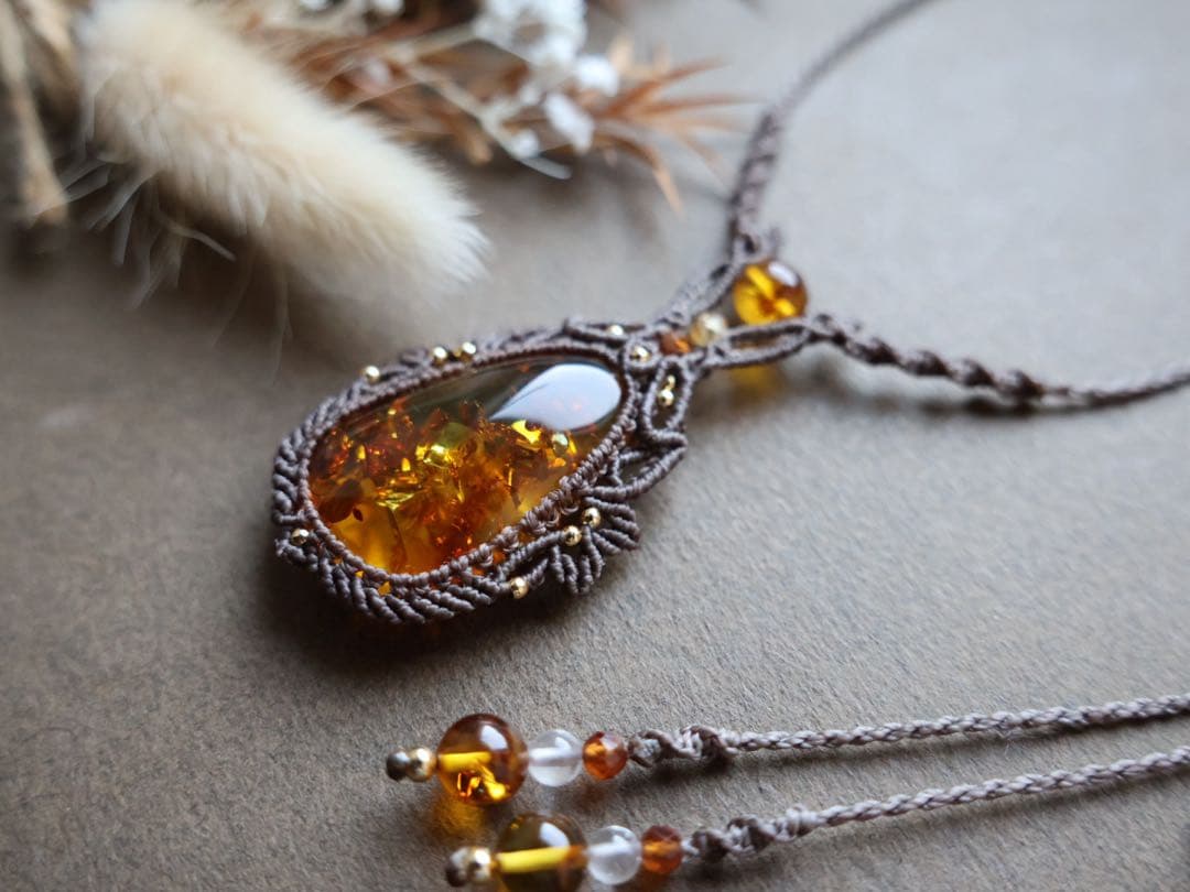 hanatae 琥珀　マクラメ　ネックレス