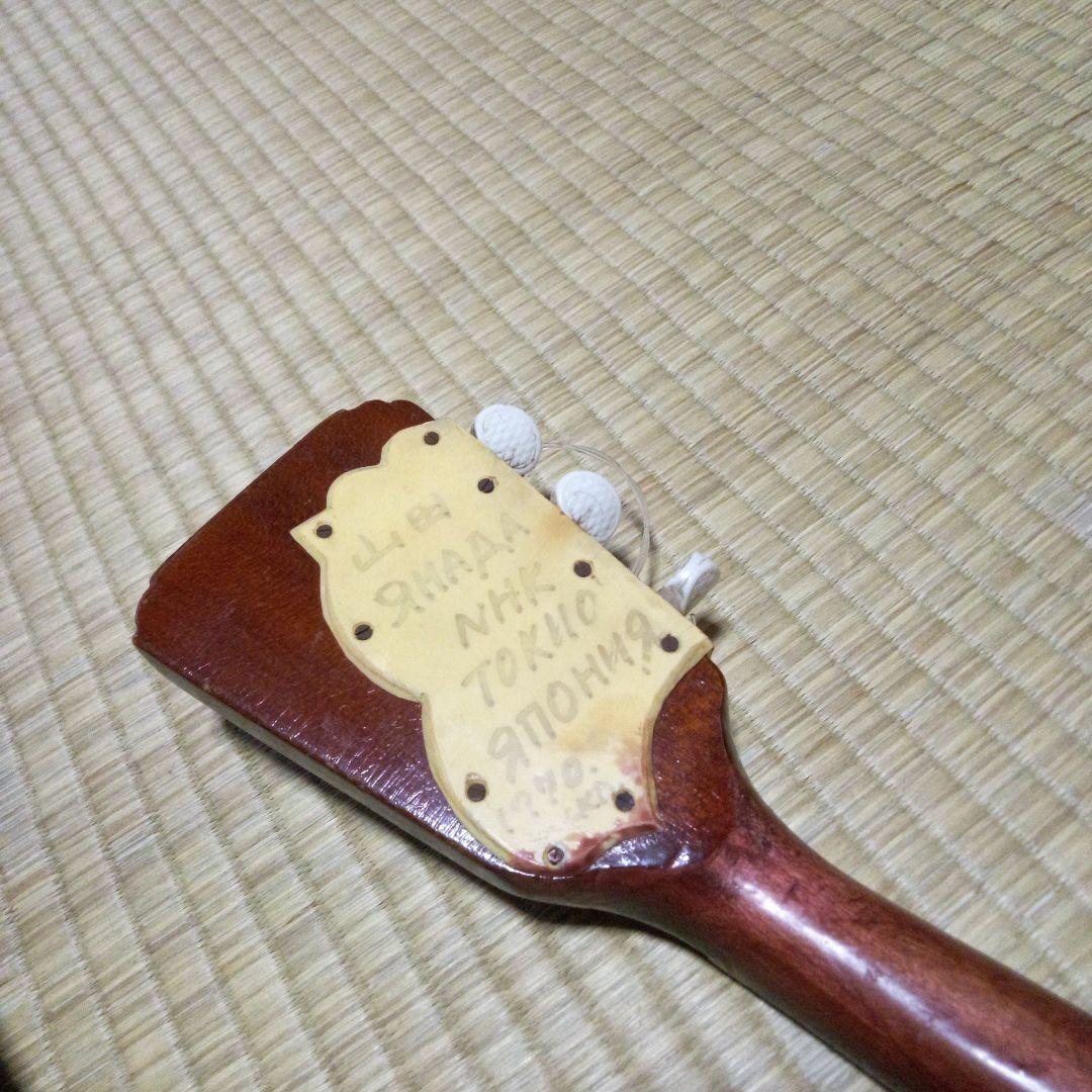 ロシア民族楽器 バラライカ 詳細不明