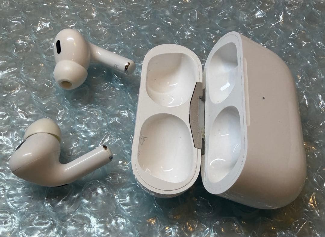 AirPods Pro 第2世代 Lightning Magsafe充電