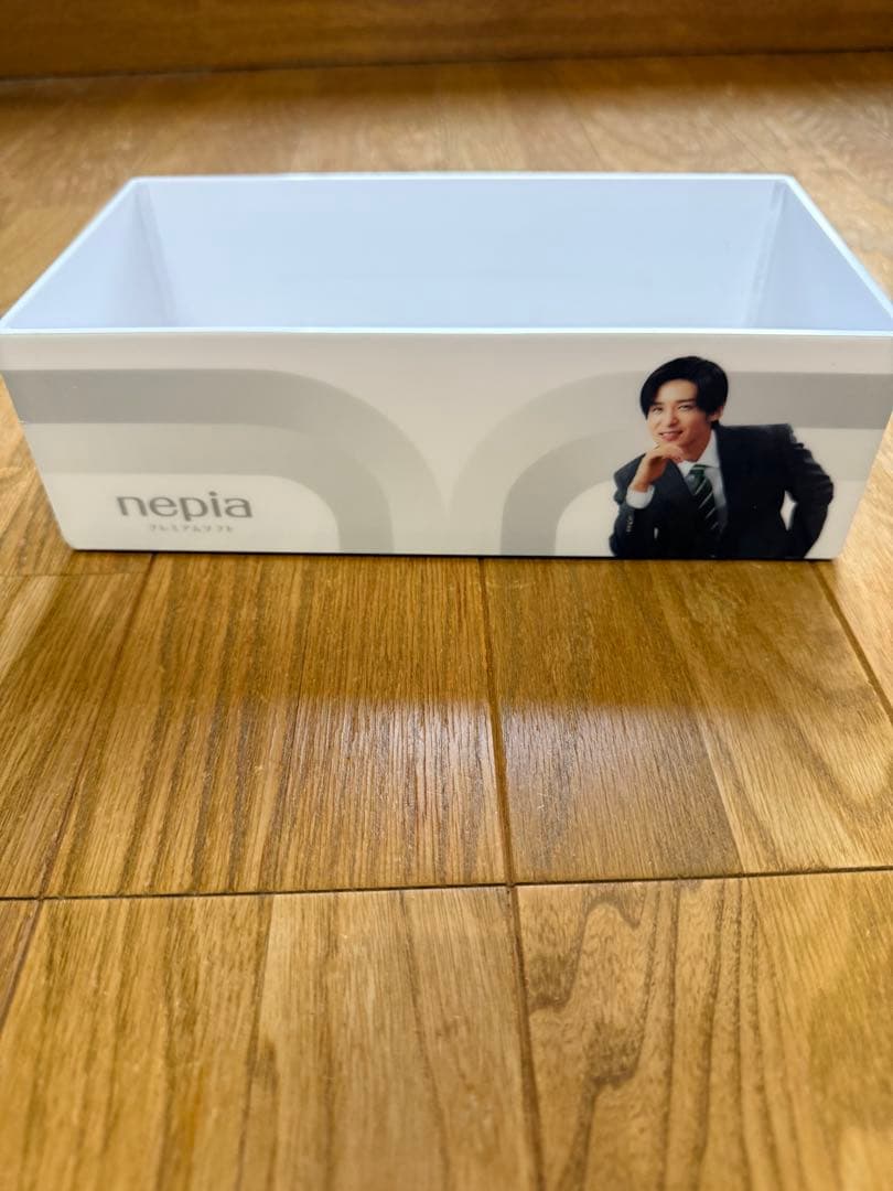 nepia 目黒蓮　ボックスティシュケース