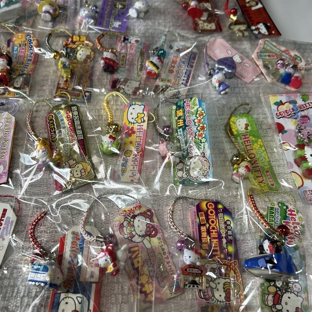 ご当地キティちゃん　【選りすぐり90個】