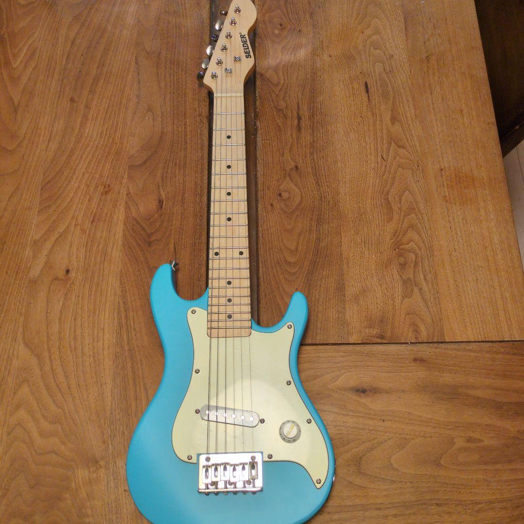 美品エレキギター 水色ミニギター子供用