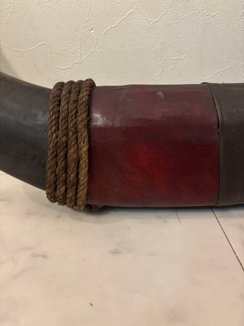 牛の角　約90センチ　龍　オブジェ　飾り　インテリア　水牛