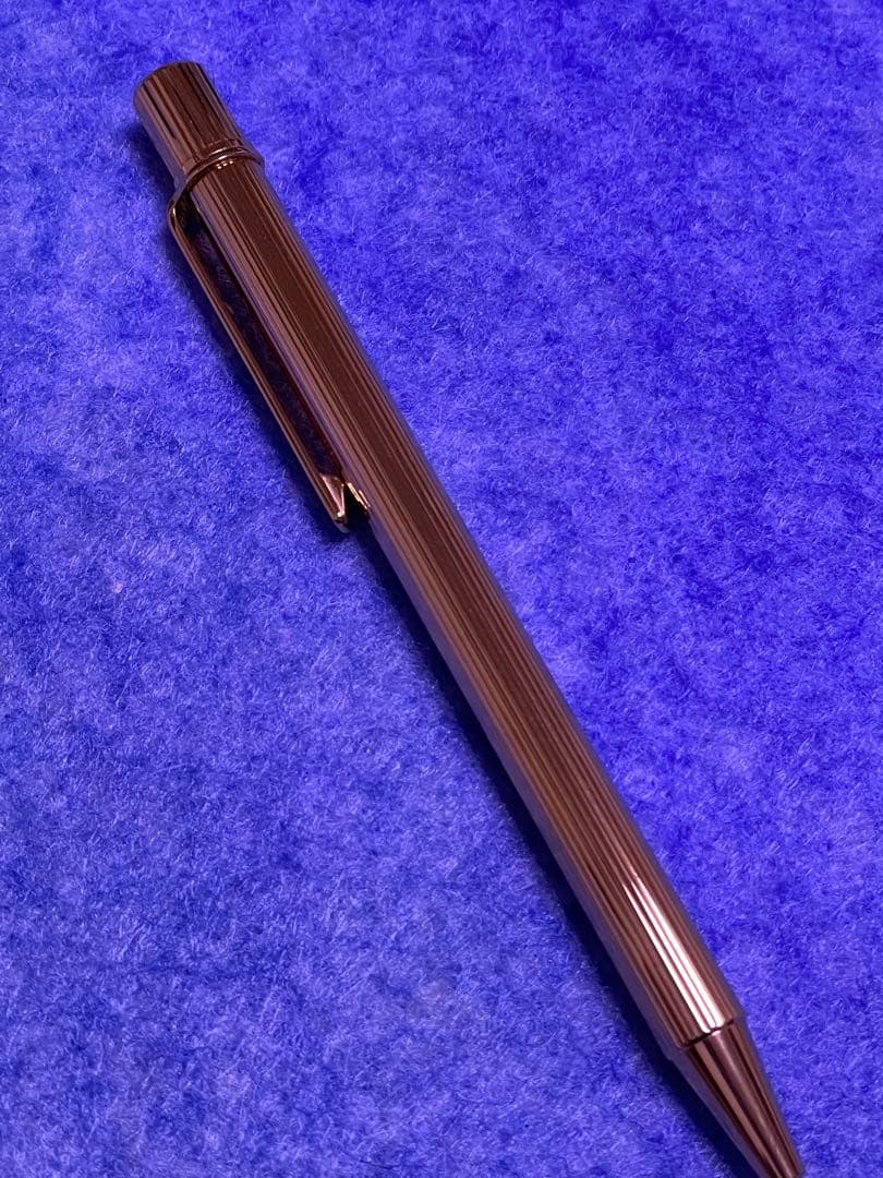 【新品・未使用】カルティエツイスト式マストボールペンゴールド証明書付き 黒インク