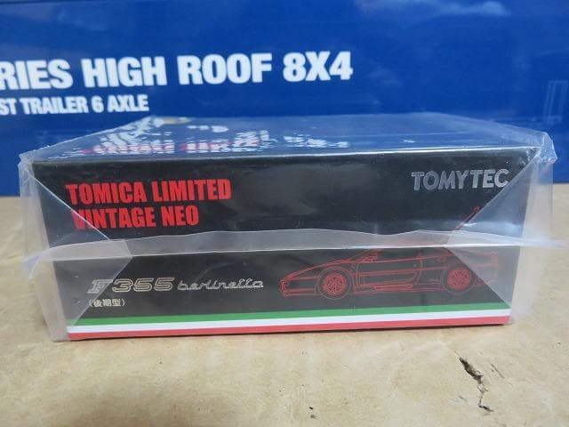 トミカリミテッドヴィンテージ フェラーリ F355 ベルリネッタ/スパイダー 赤
