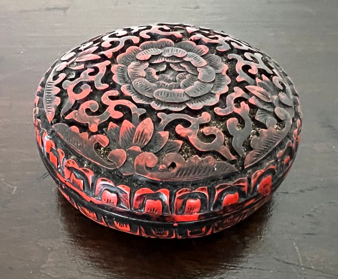 唐物 堆朱香合 時代物 アンティーク 朱漆 彫漆