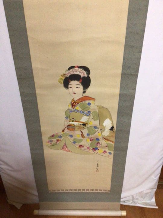 掛け軸　美人画（舞妓はん？）木箱付き