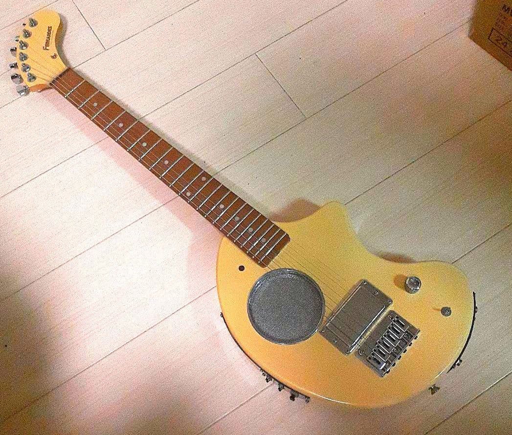 Fernandes フェルナンデス　ZO-3 DIGI-ZO アンプ内蔵ギター