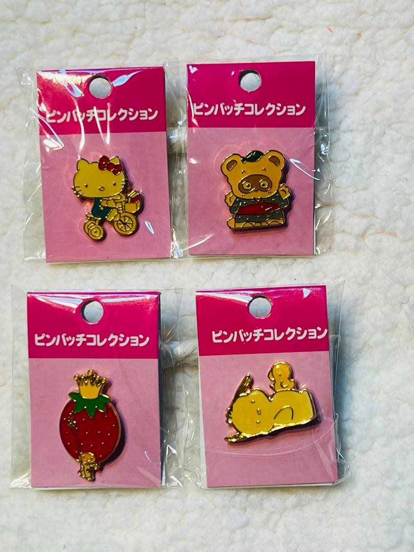 [激レア品] サンリオキャラクター　ピンバッジコレクション　全35種！