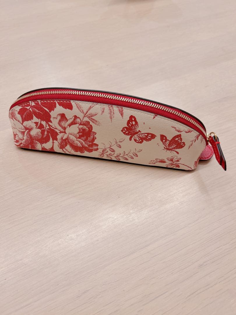 【美品】グッチ　ボタニカル柄　ペンケース