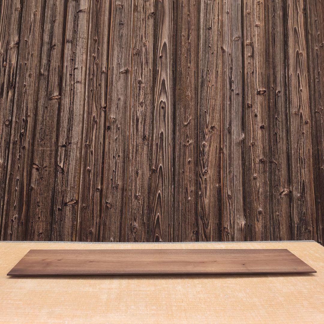 古材の栗板リノベ　モダンな置台　ディスプレイスタンド