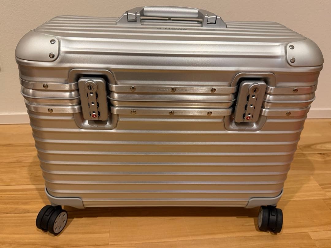RIMOWA ORIGINAL PILOT リモワ パイロット