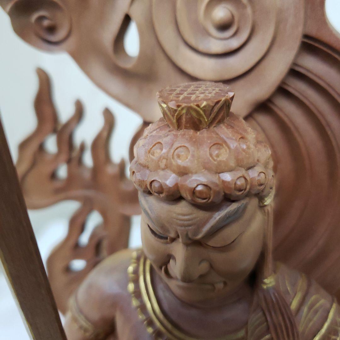 Ｂフライデー　魔除★アフリカ白檀 不動明王座像4寸 眼入・瑟瑟座★