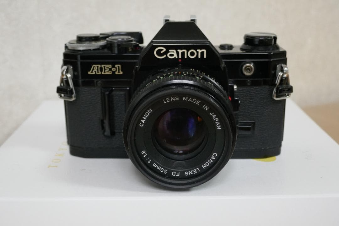 Canon AE-1 フィルム一眼レフカメラ