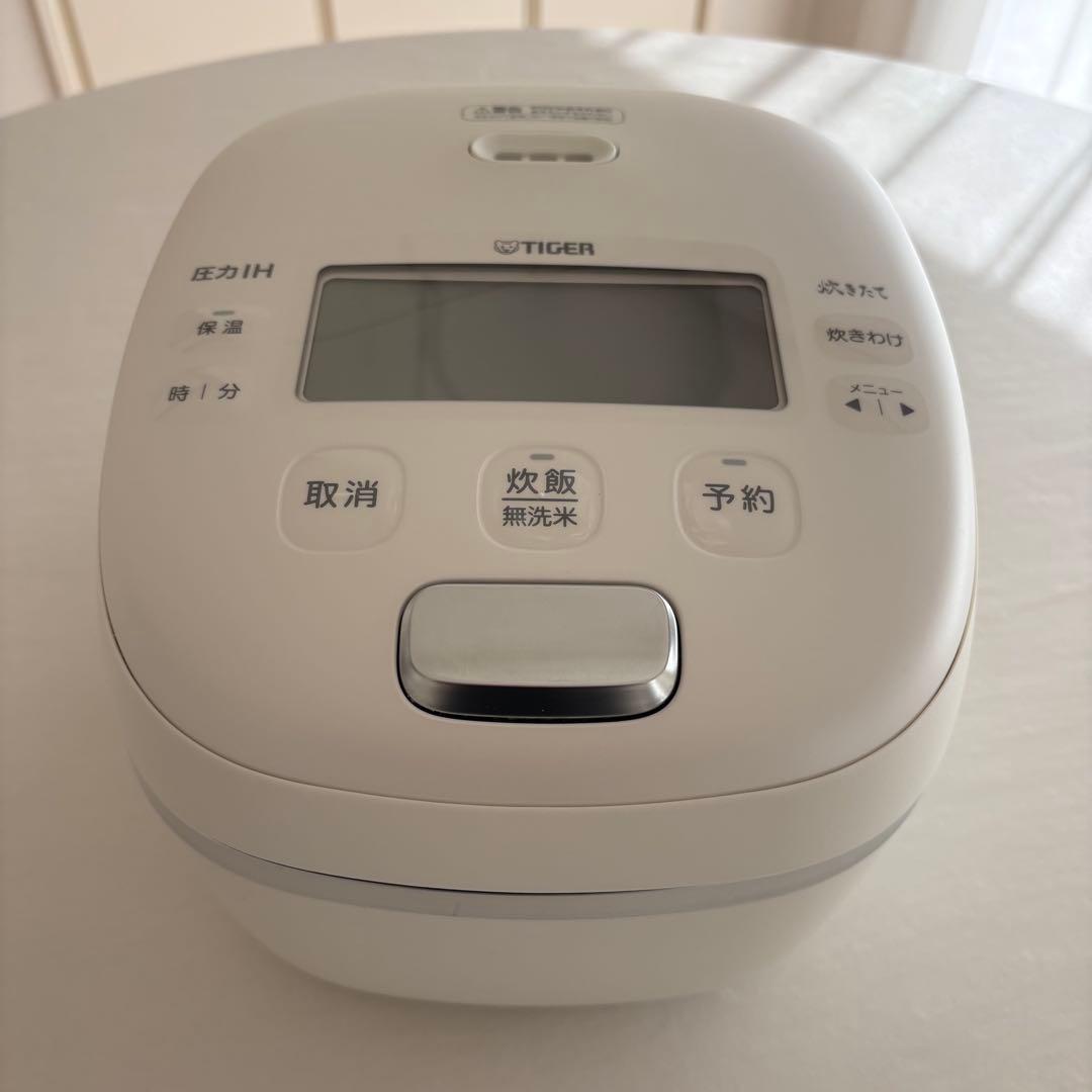 【美品】TIGER 圧力IHジャー炊飯器〈炊きたて〉5.5合 JRI-A100