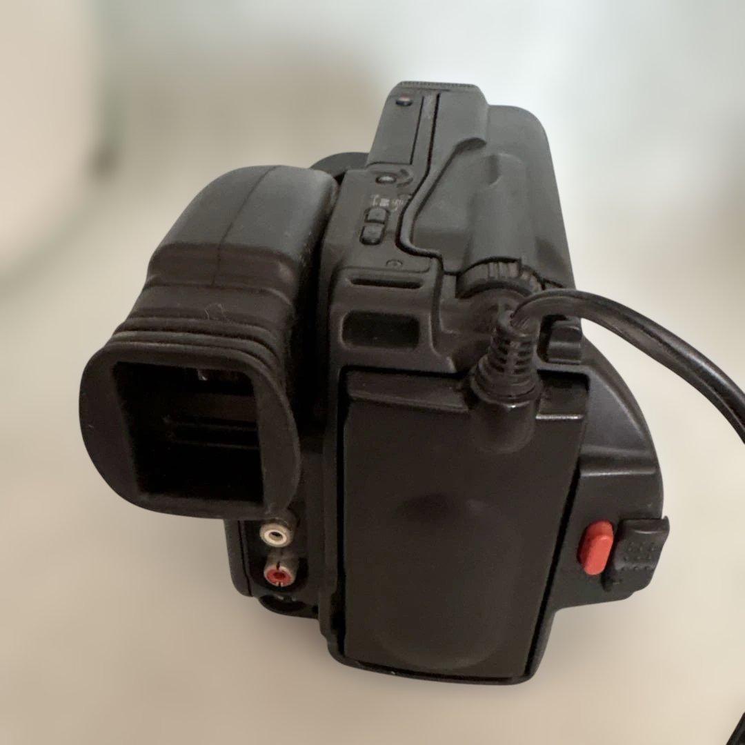 キヤノン　MOVIE BOY L1 （Hi8ビデオカメラ）　完動品　再生機として