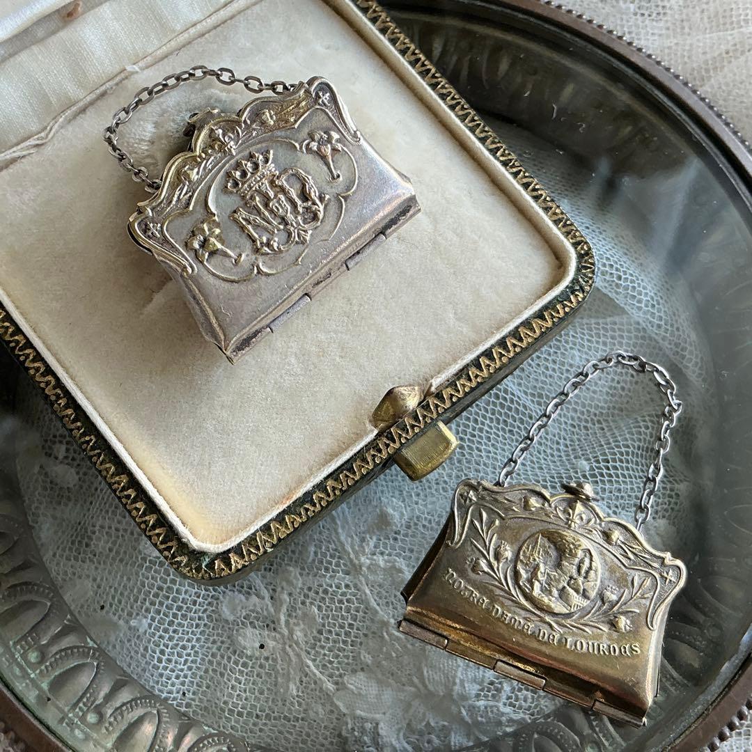 【訳アリ品】フランスアンティーク　ミニチュア　ハンドバッグ　ビスクドール