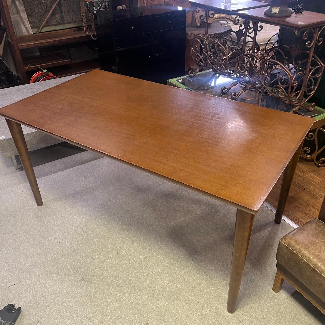 カリモク60+ ダイニングテーブル 1500 ウォールナット色