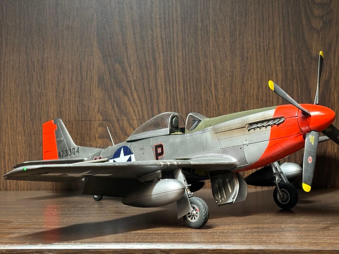 タミヤ 1/32 P-51D マスタング　アメリカ軍　戦闘機　プラモデル　完成品