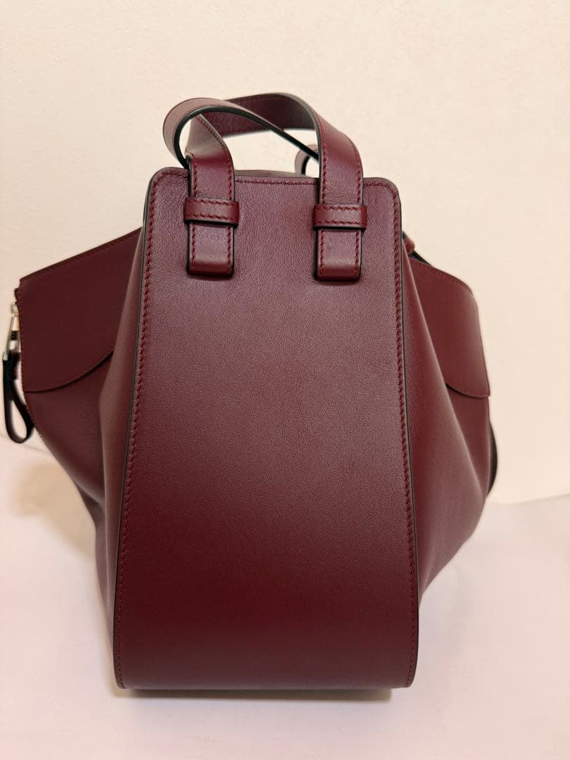 【新品未使用】☆LOEWE HAMMOCK SMALL BAG ☆バーガンディ