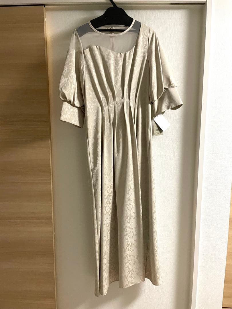 パーティードレス