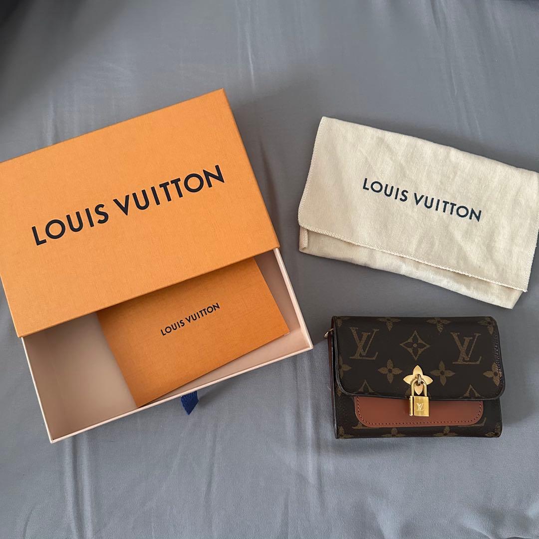 p*k様 LOUIS VUITTON /ポルトフォイユ・ドーフィーヌ コンパクト