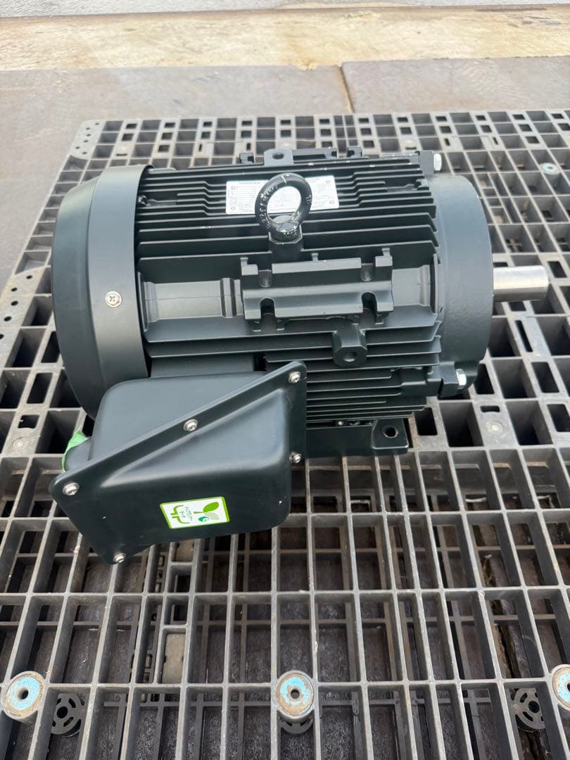 (1)(未使用品)美品　東芝 三相モーター 7.5kW IKKH3 400V