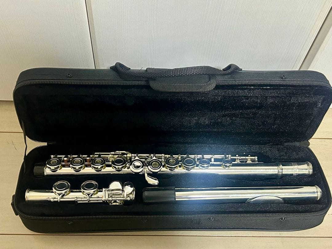 【初心者応援セット】フルート PlayTech 入門書・付属品付き 匿名配送