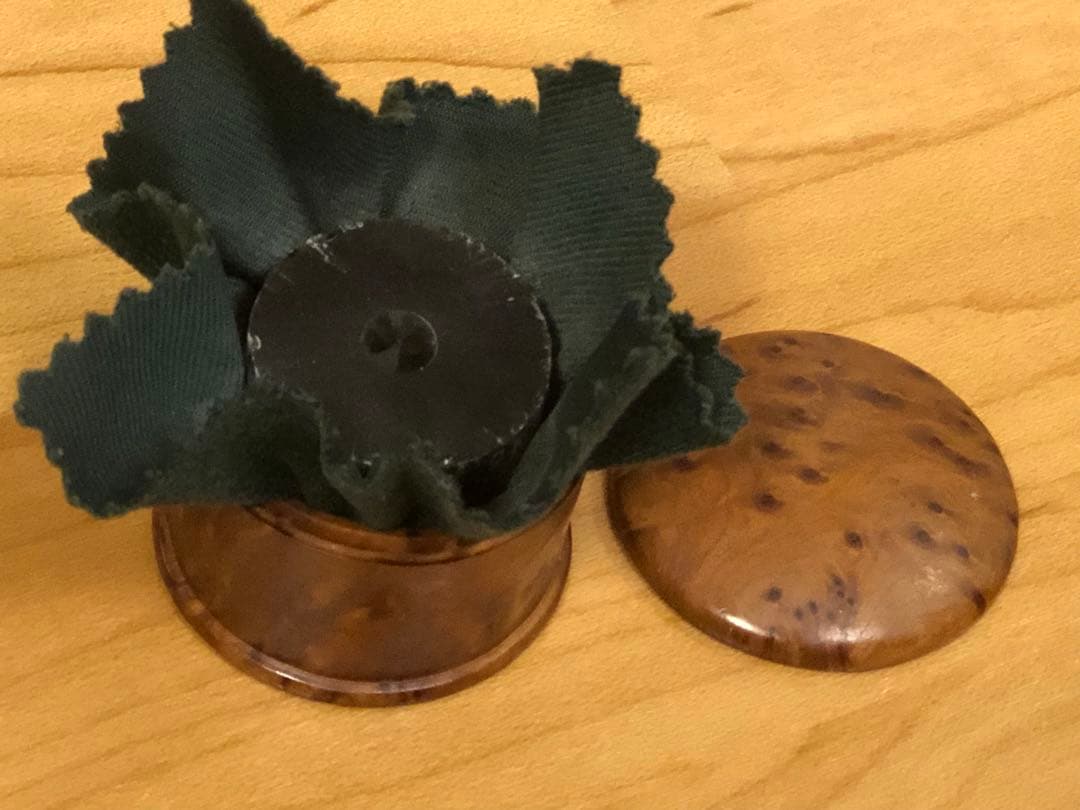 ギョーム　松脂　希少な木箱入り バイオリン用