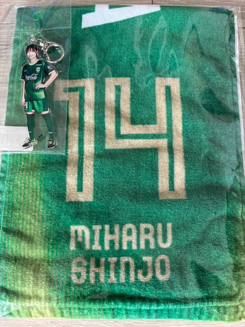 眞城美春 #14 アクリルキーホルダー & 顔写真入りタオルマフラー ベレーザ