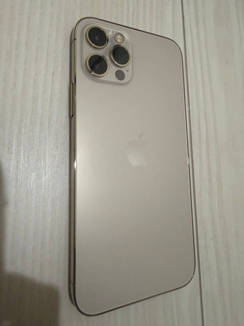【美品】Apple iPhone 12 Pro 256GB ゴールド