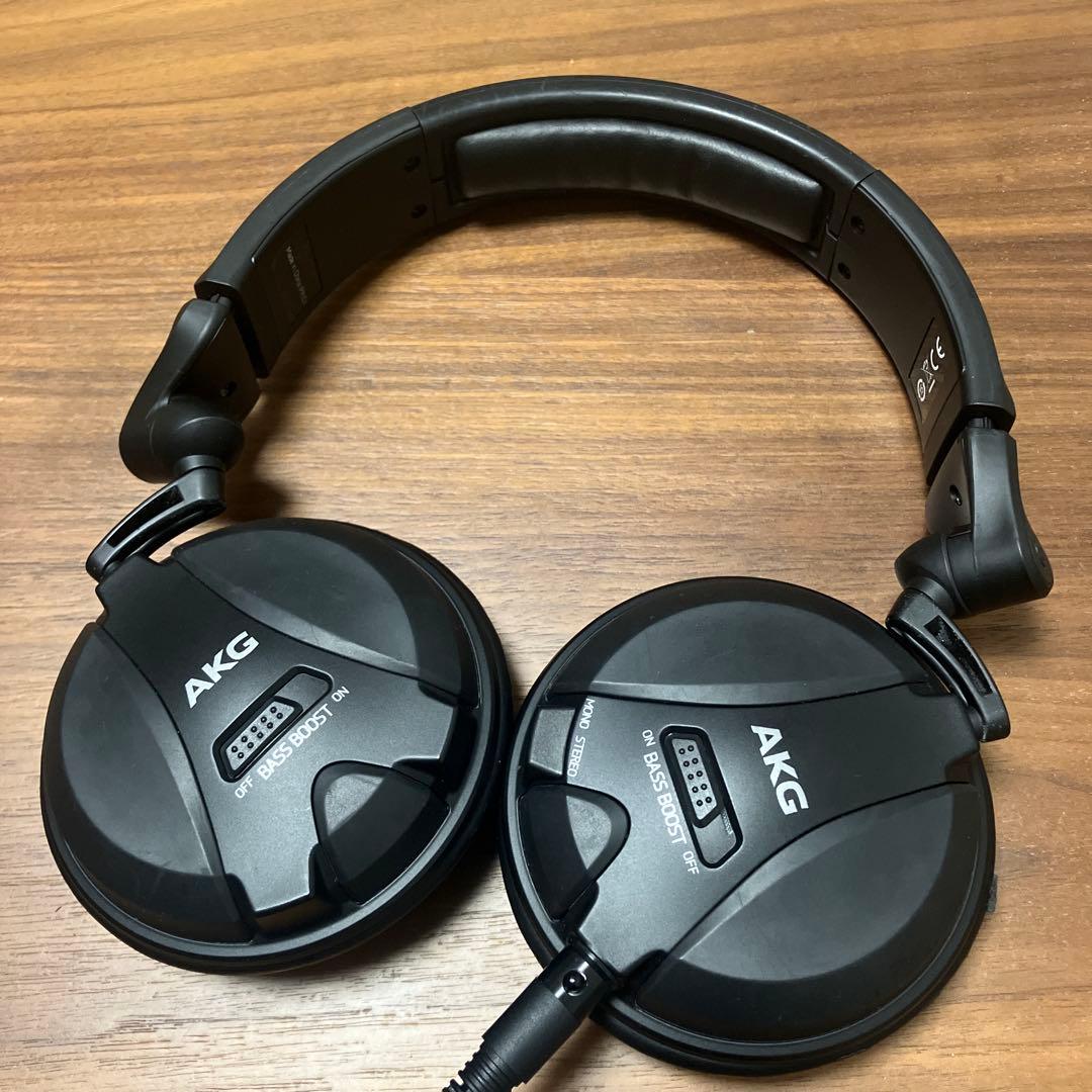 AKG DJ181 UE - 究極の低音 DJ用ヘッドホン ブラック