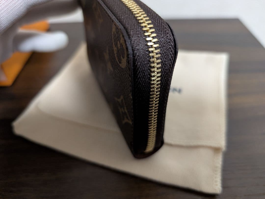 新品　ルイ・ヴィトン　LOUISVUITTON　ジッピーパース　モノグラム