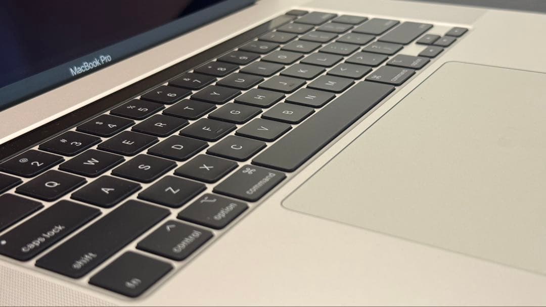 MacBook Pro 2019 16inch i9/32GB US配列