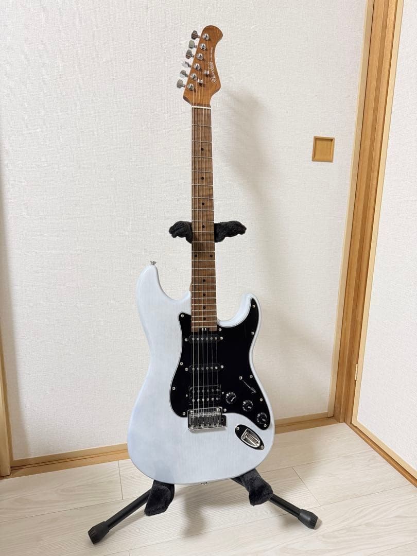 Bacchus BSH-900ASH/RSM　エレキギター