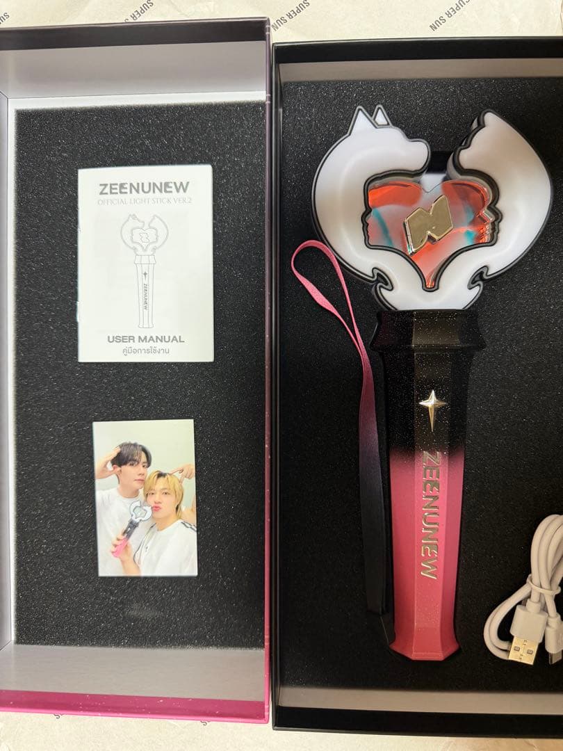 ミュージシャン ZEENUNEW OFFICIAL LIGHT STICK VER. 2